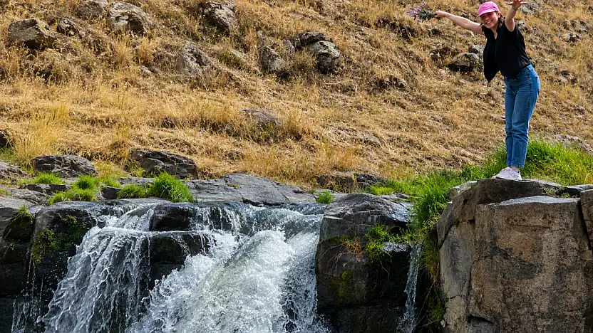 Doğaseverlerin rotası Meya Şelalesi ve mağaraları oldu