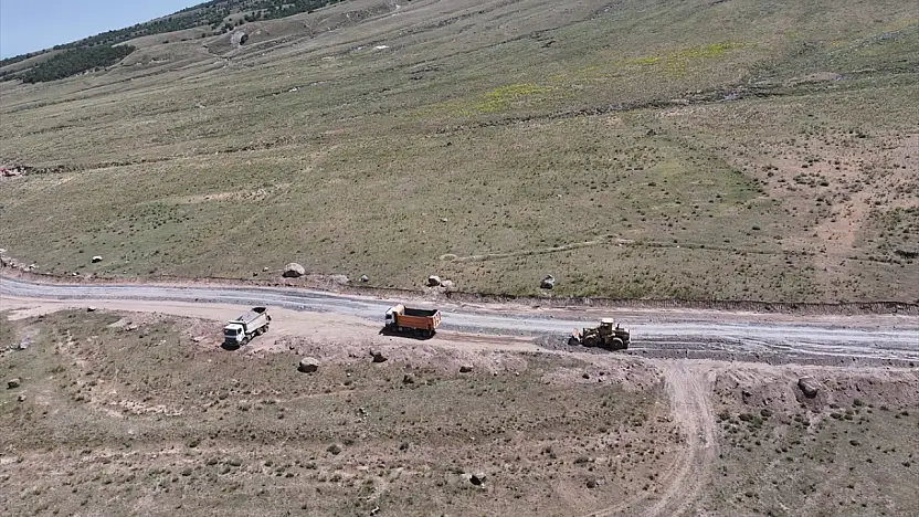 Doğu'nun zirvesine yol açılıyor: Ağrı Dağı'nda güvenlik ve turizm atağı