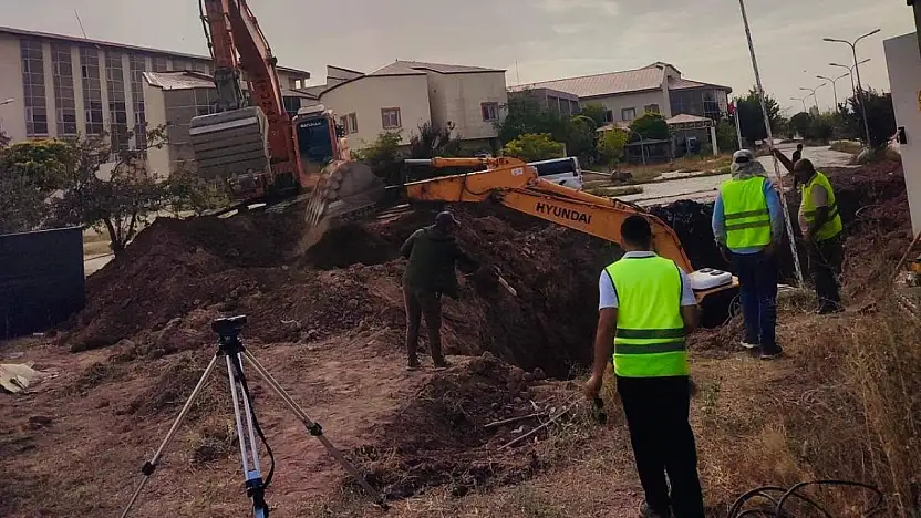 Doğubayazıt Devlet Hastanesi'nde yenileme çalışmaları sürüyor