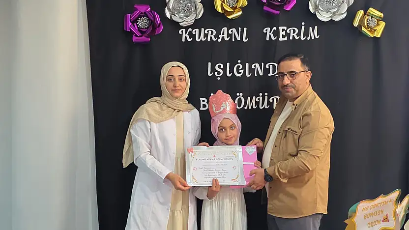 Doğubayazıt Mevlana Camii Yaz Kur'an Kursu'nda mezuniyet coşkusu