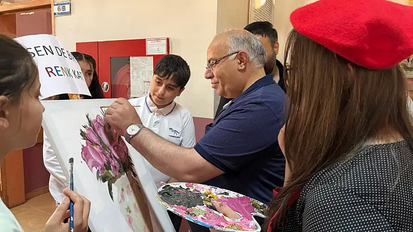 Doğubayazıt'ta fırçalar konuştu, yetenekler göz kamaştırdı