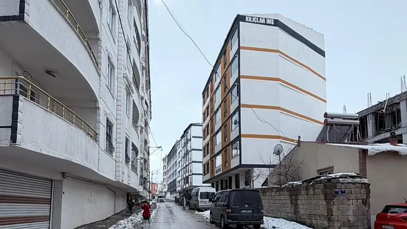 Ağrı Doğubayazıt'ta iki gündür duyulan uğultu mahalleliyi tedirgin etti