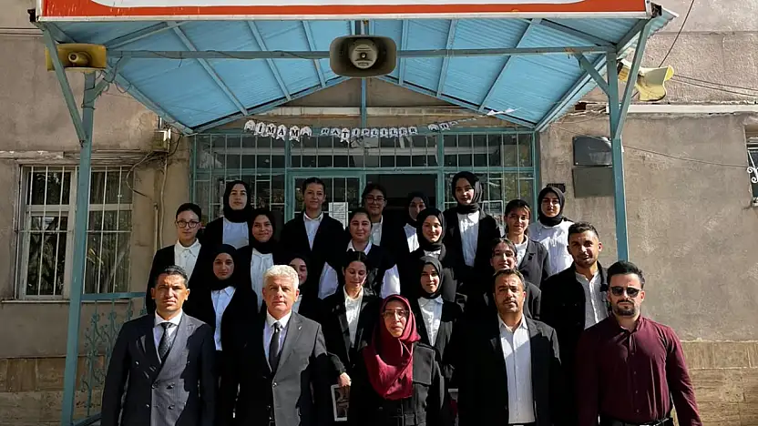 Doğubayazıt'ta imam hatip öğrencileri kuruluş yıl dönümünde buluştu