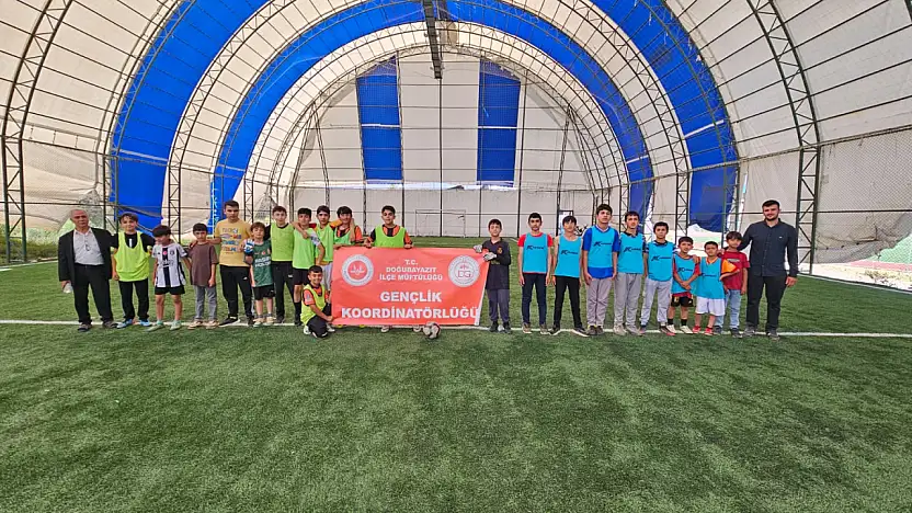 Doğubayazıt'ta Yaz Kur'an Kursları Futbol Turnuvası başladı