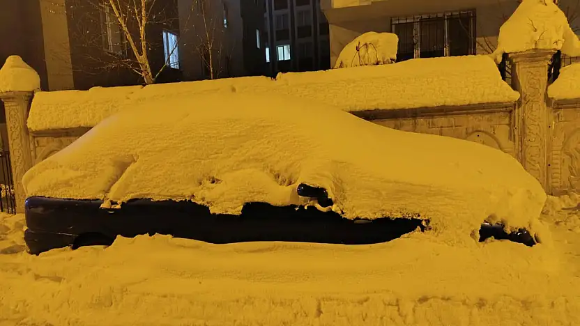 Dondurucu soğuk Ağrı'da hayatı olumsuz etkiliyor