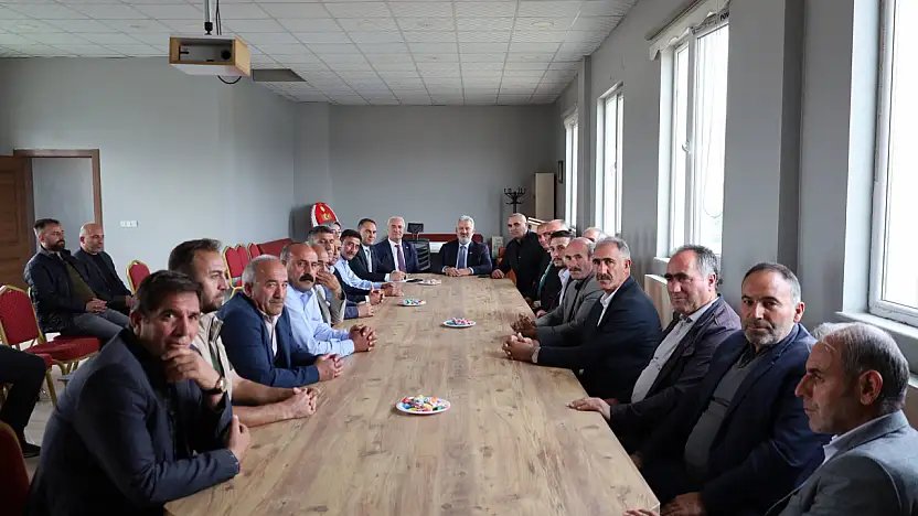 Eleşkirt'te çiftçilerin sorunları Ziraat Odası ziyaretinde ele alındı