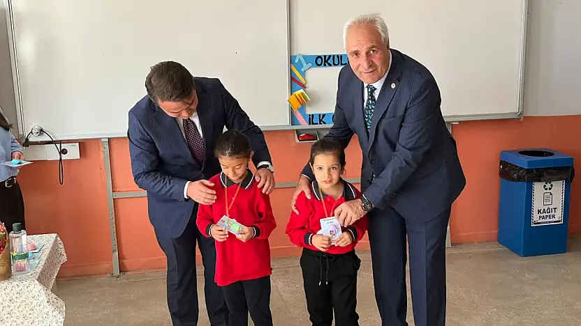 Eleşkirt'te eğitim-öğretim yılı Esentepe İlkokulu'nda coşkuyla başladı