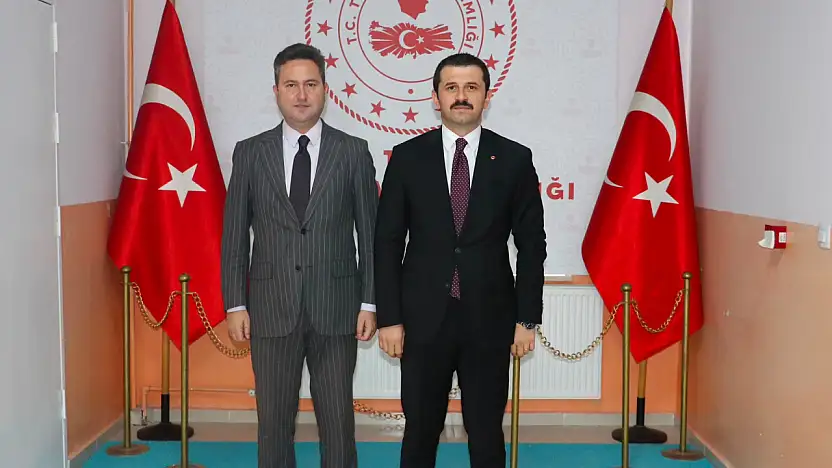Erciş Kaymakamı Ahmed Çelik Tutak Kaymakamı Coşkun'u ziyaret etti