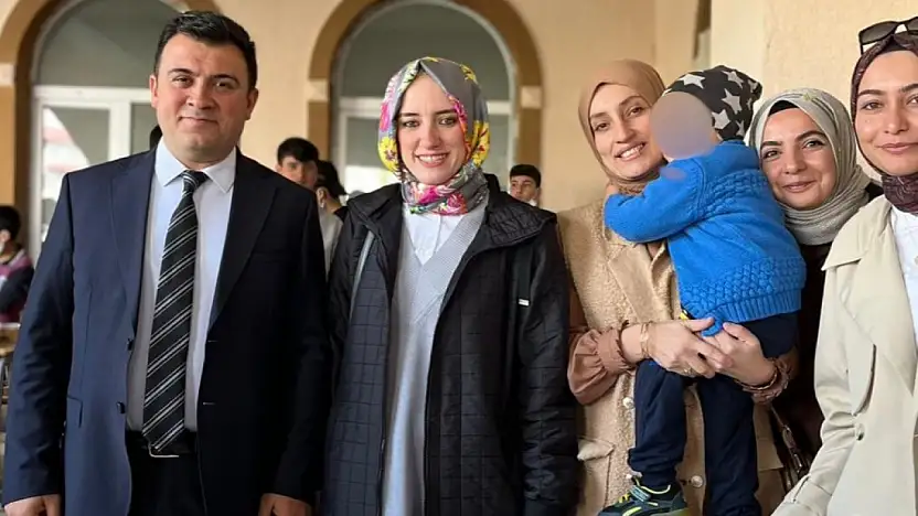 Gazze'ye yardım için Patnos'ta kermes düzenlendi