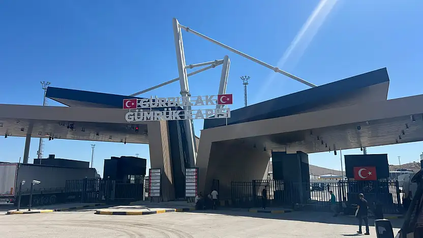 Gürbulak Sınır Kapısı'nda TIR geçişlerine ekim sonuna kadar düzenleme