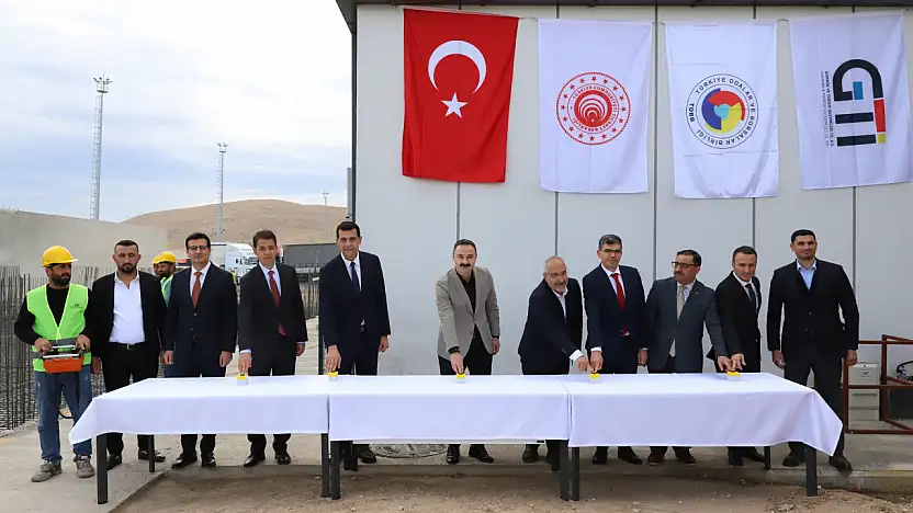 Gürbulak'ta X-Ray cihazı binasının temeli atıldı