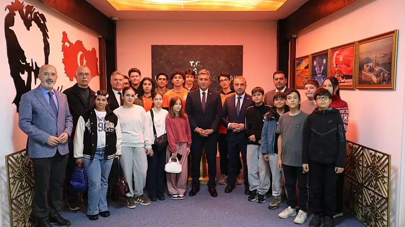 İstanbul'dan Ağrı'ya kardeşlik yolculuğu başladı