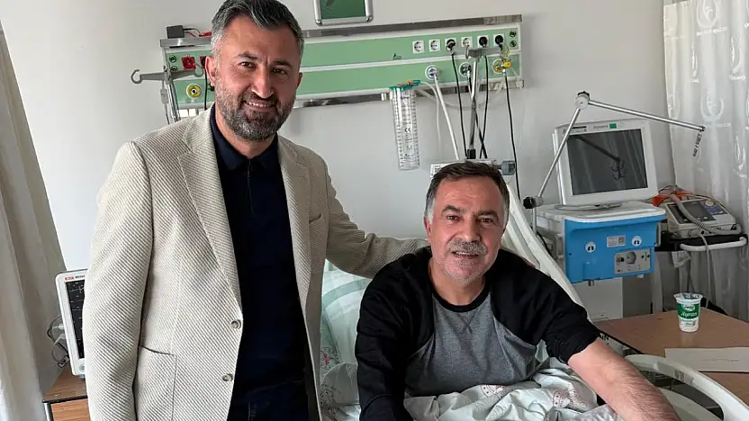 Kalp krizi geçiren Abbas Aydın yoğun bakımdan çıktı! İlk ziyaretçileri partililer oldu