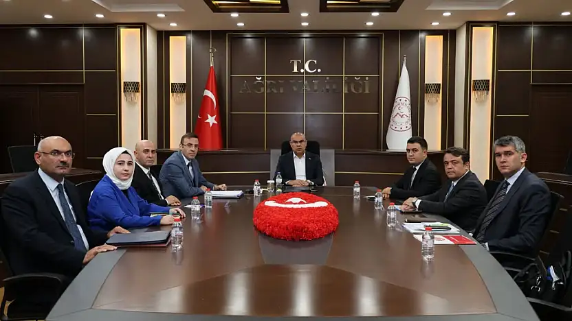 Kaymakamlar toplantısında ilçelerdeki projeler değerlendirildi
