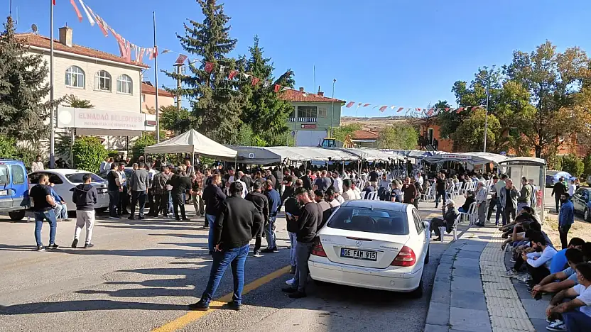 Kırılan asansör faciasında Ağrılı genç son yolculuğuna uğurlandı
