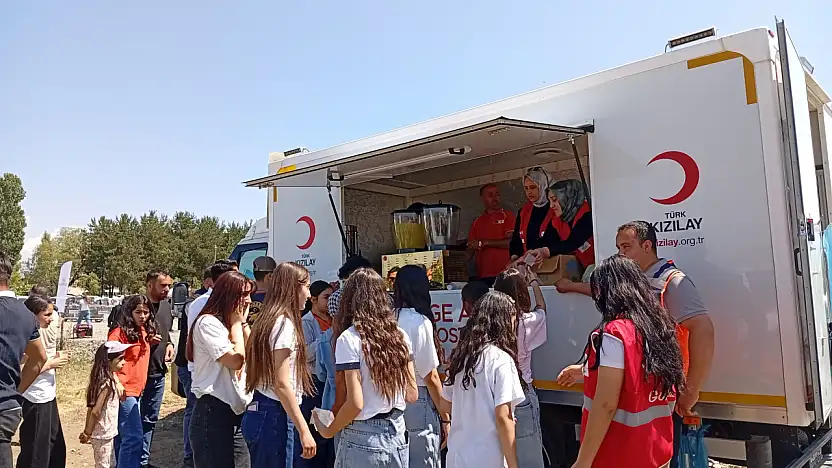 Kızılay, Enduro ve ATV Şampiyonası'nda vatandaşların yanında oldu