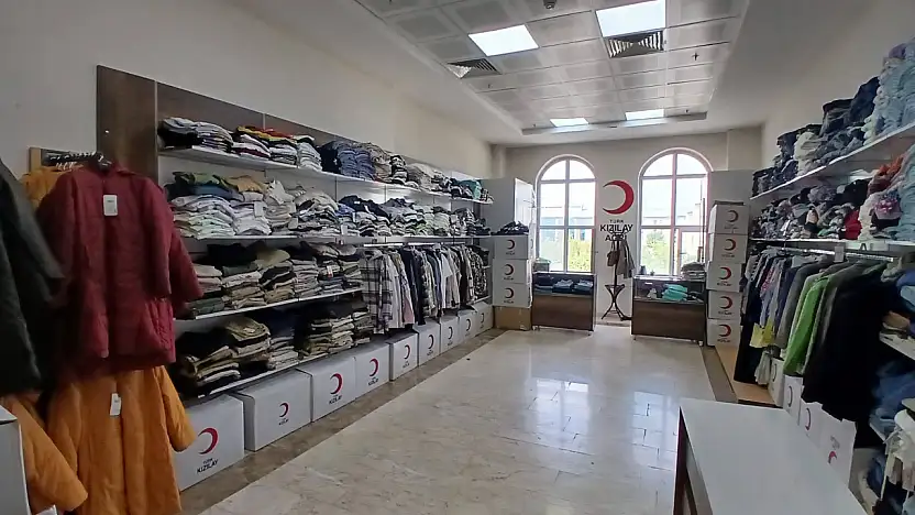 Kızılay'ın üniversitedeki Butik Mağazası yeni döneme hazır