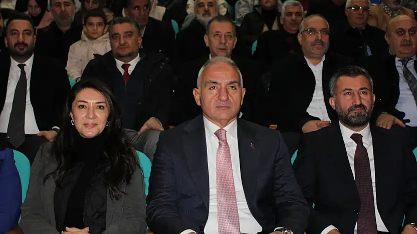 Kültür ve Turizm Bakanı Ersoy'dan Ağrı'nın turizm potansiyeline ilişkin değerlendirme