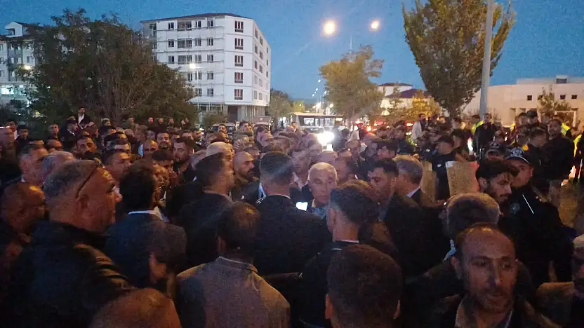 Mehmet Erat ATSO'nun yeni başkanı oldu: Seçim zaferi büyük sevinçle kutlandı
