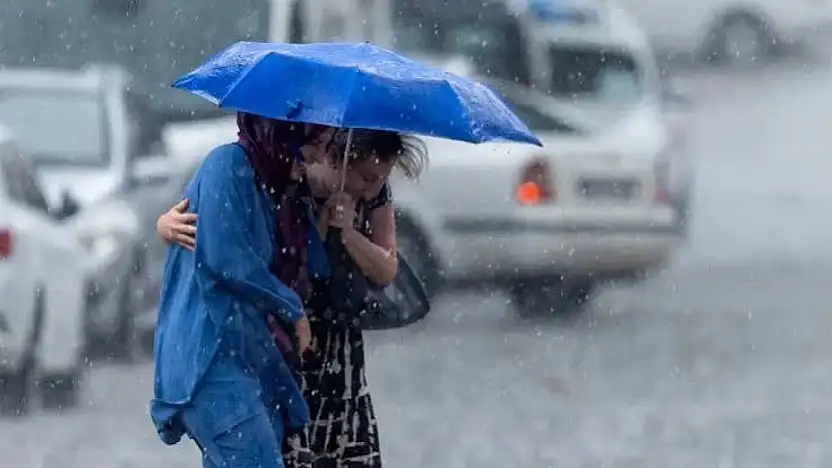Meteoroloji Ağrı için saat verdi: Kuvvetli yağış uyarısı