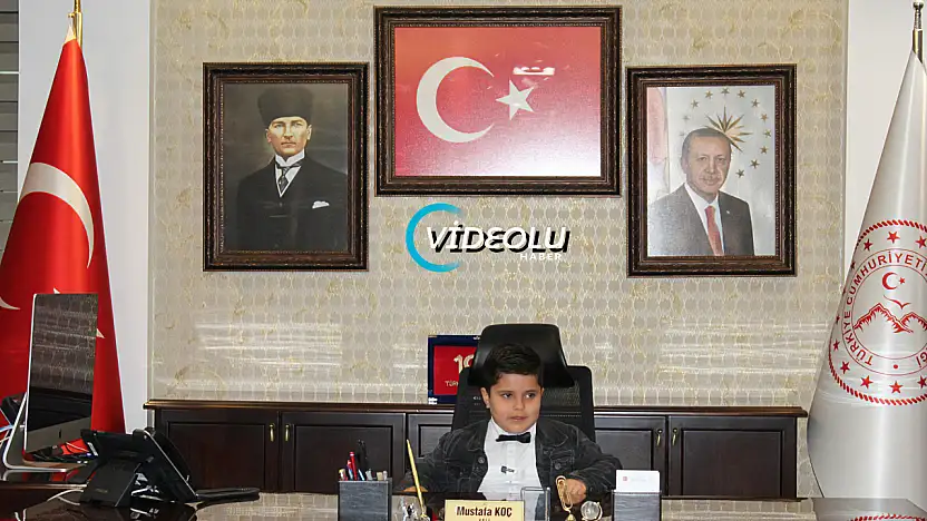 Minik Yiğit Ağrı'nın valisi oldu ilk talimatını verdi