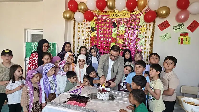 Müftü Demirkaynak genç ve yetişkin kursiyerlerle buluştu