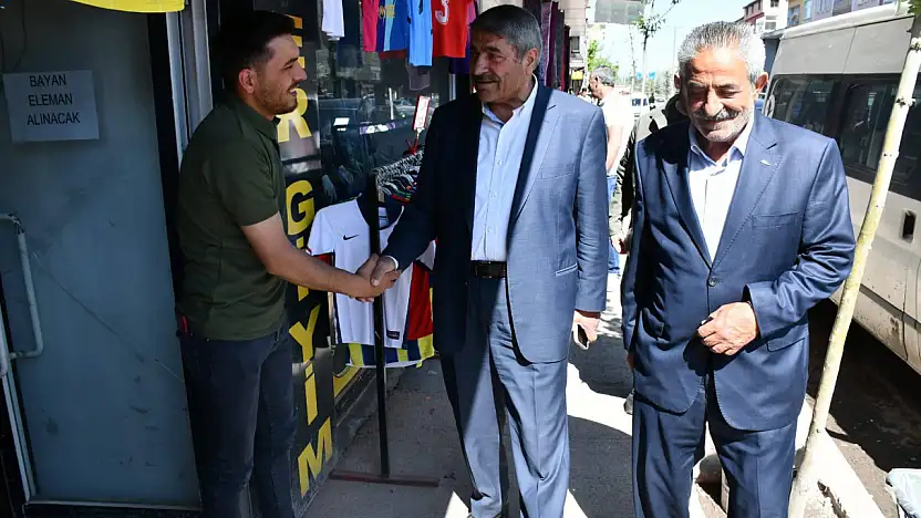 Patnos'ta bayram öncesi Başkan Taşkın esnafı ziyaret etti