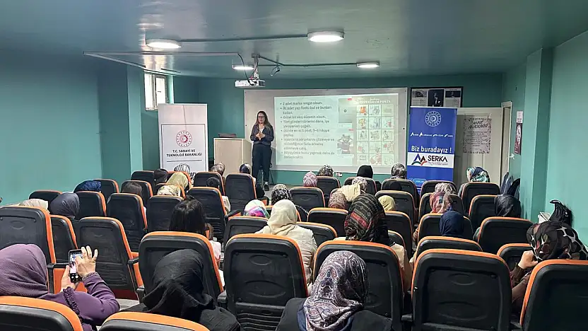 Patnos'ta kadın girişimciler dijital dünyayla tanıştı