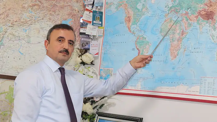 Prof. Dr. Faruk Kaya: 'İçeride huzur, dışarıda güç Türkiye'nin önünü açacak'