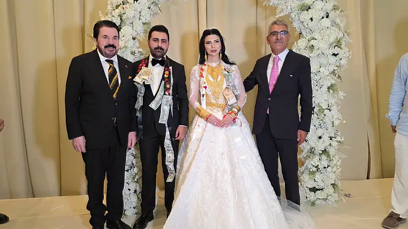 Savcı Sayan, İstanbul'da Kahriman ve Düşünmez ailelerinin mutluluğuna şahit oldu