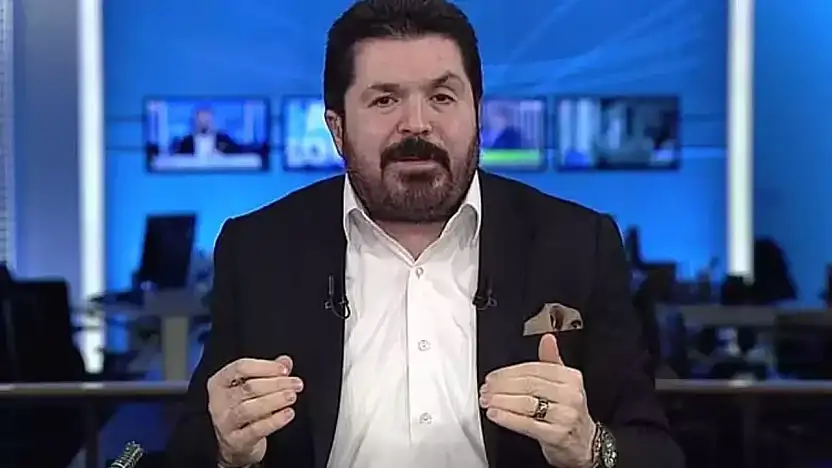Siyasette yer yerinden oynuyor! Savcı Sayan zehir zemberek sözlerle ortalığı salladı: AK Parti'yi babasının çiftliği sanan o isim kim?