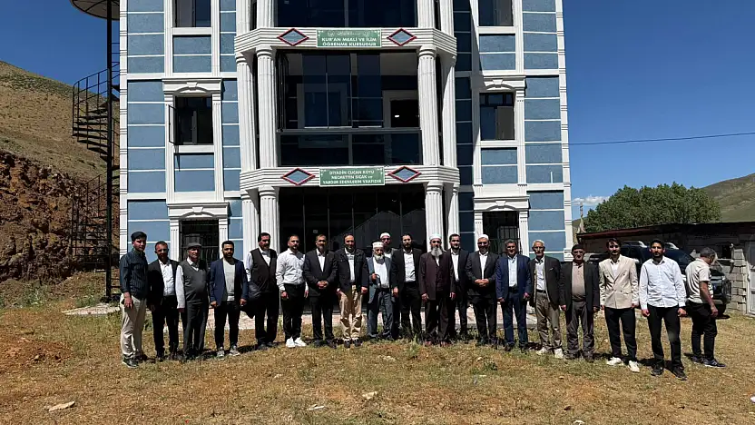 Taşlıçay'da Kur'an Kursu ve Medrese dualarla hizmete açıldı
