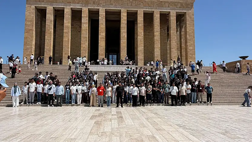 Taşlıçaylı öğrenciler Ankara ve Çanakkale'de tarihle buluştu