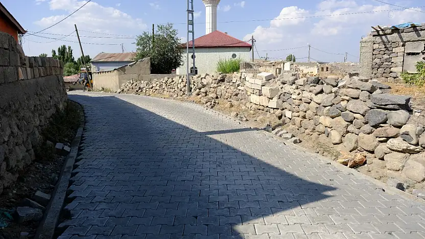 Taştekne Köyü modern yollarına kavuştu