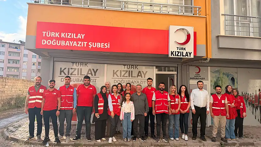 Türk Kızılay Genel Merkezi yöneticilerinden Doğubayazıt Şubesi'ne ziyaret