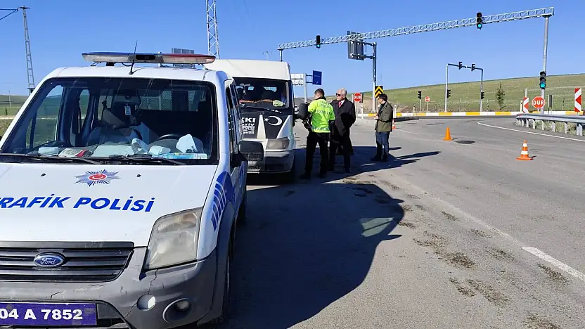 Tutak'ta öğrenci servislerine sıkı denetim gerçekleştirildi