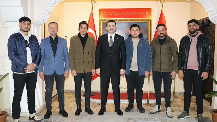 Tutak Ülkü Ocakları heyetinden Kaymakam Coşkun'a ziyaret