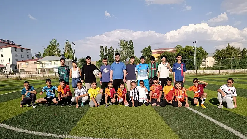 Tutaklı gençler hem öğrendi hem sosyalleşti