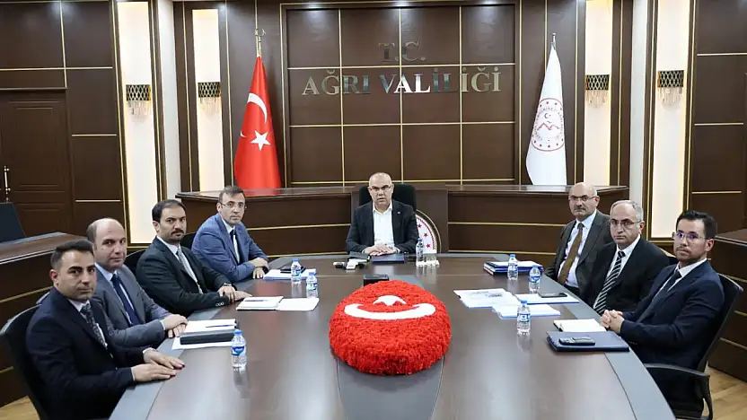 Vali Koç başkanlığında hizmet değerlendirme toplantısı yapıldı