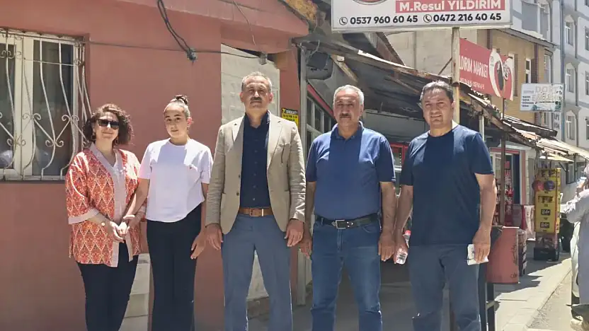 Vali Önder Bozkurt vatandaşlarla bir araya geldi